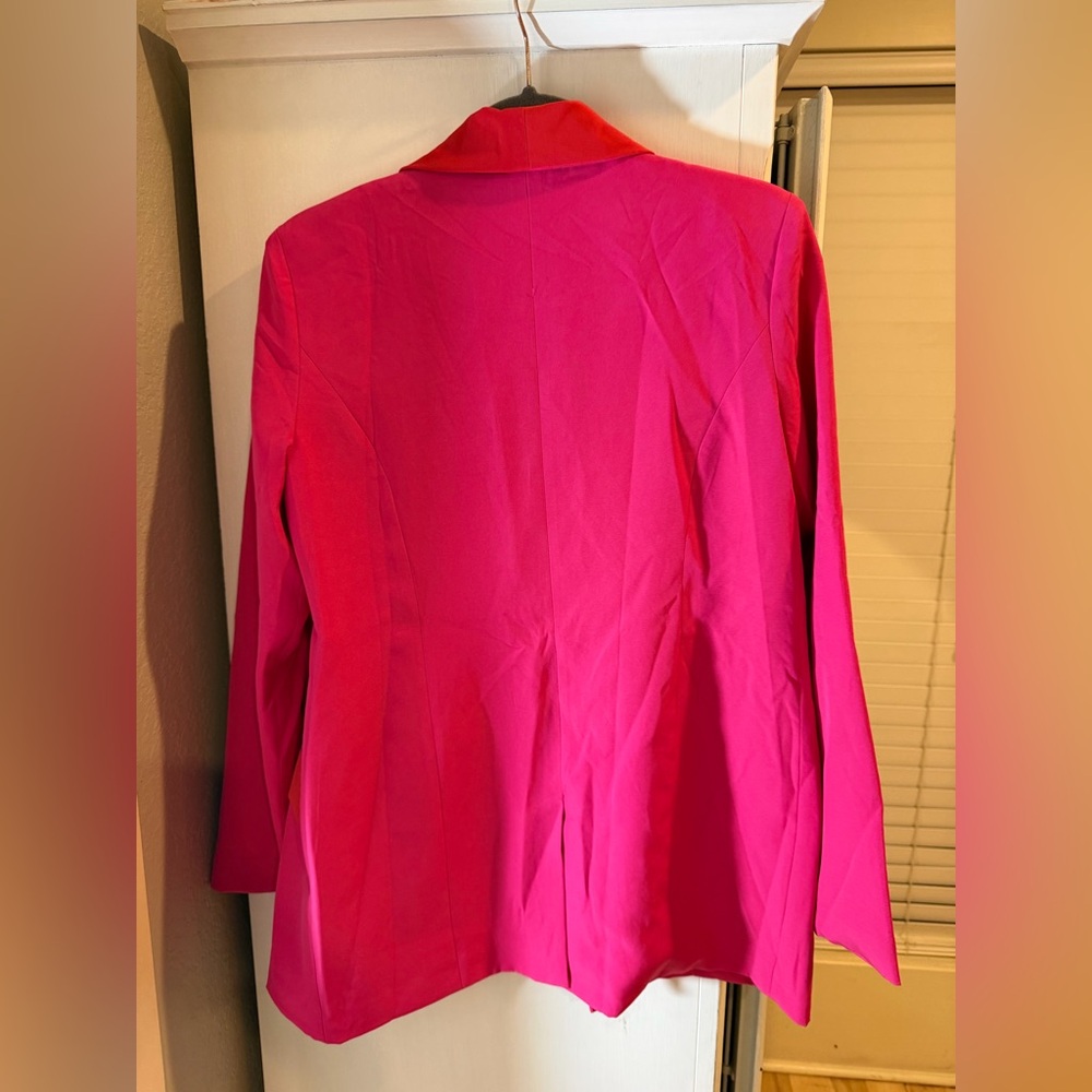Strut and Bolt Pocketed Colorblock Blazer - fuchsia/red. Size Small. NWT! - Picture 4 of 4